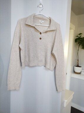 Super soft cropped long sleeve sweater